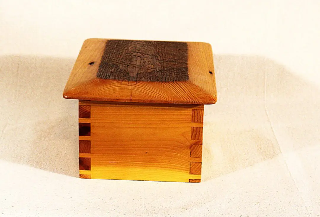 Rustic Box 2026.02