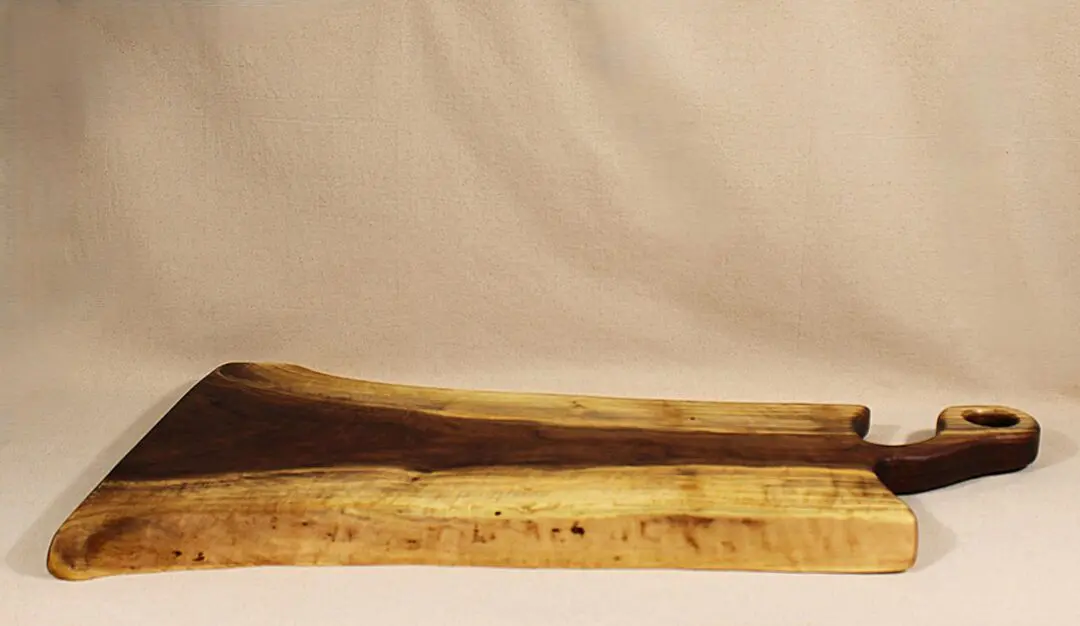 Walnut Medium Charcuterie 2026.36