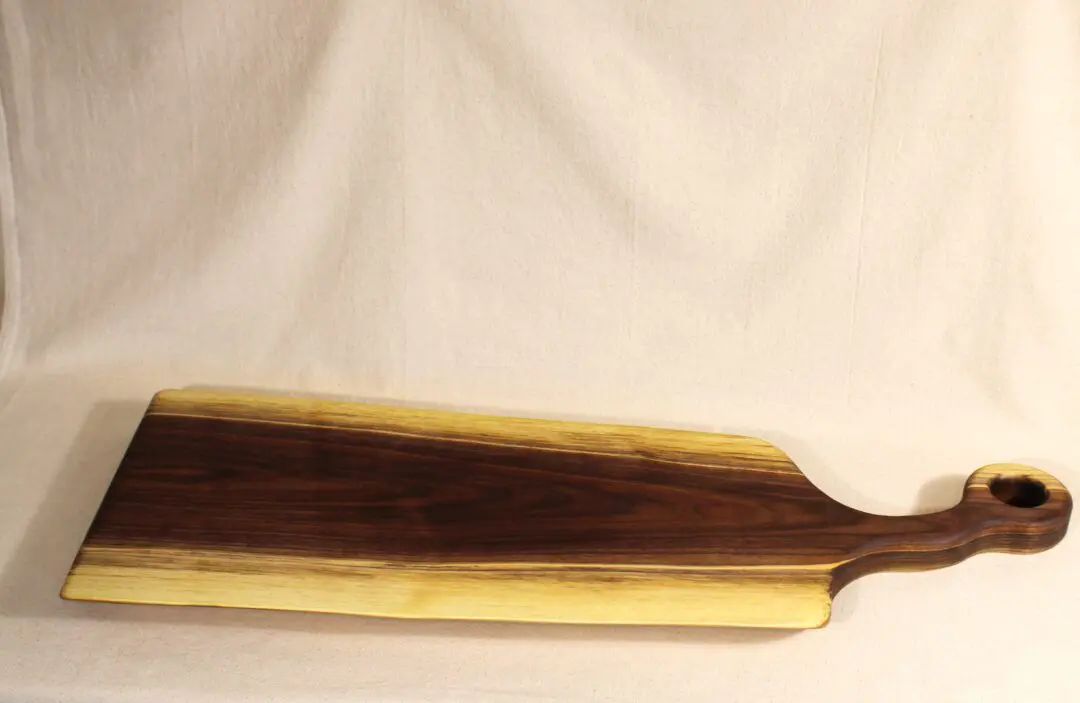 Walnut Medium Charcuterie 2026.22