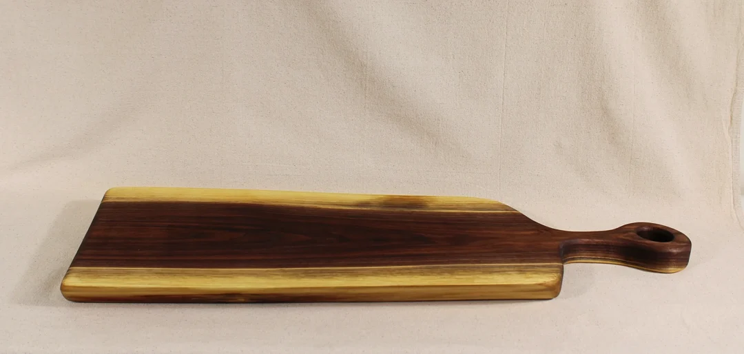 Walnut Medium Charcuterie 2026.23